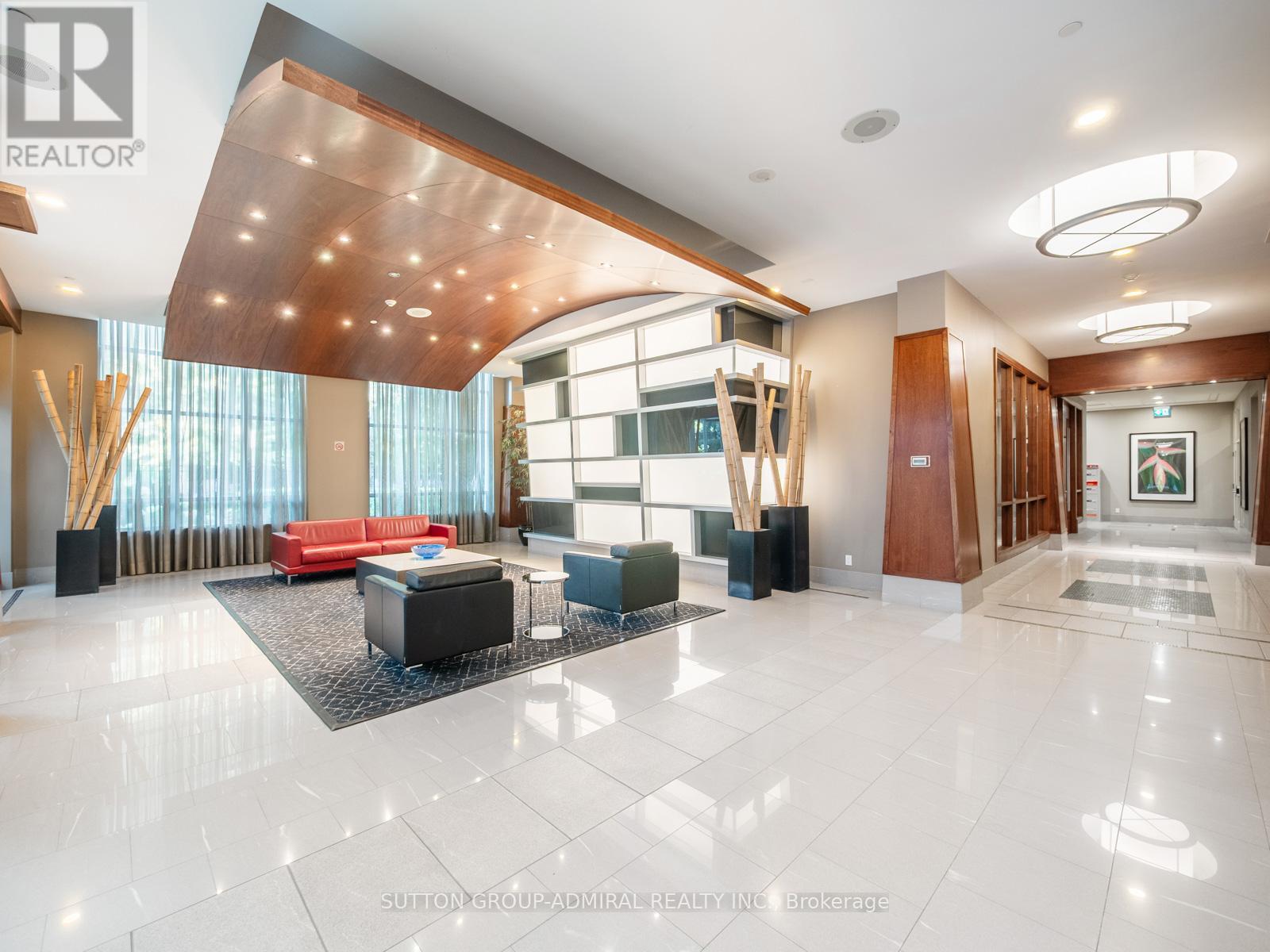 Photo 3 of 1016 31 Bales Avenue, Toronto ON