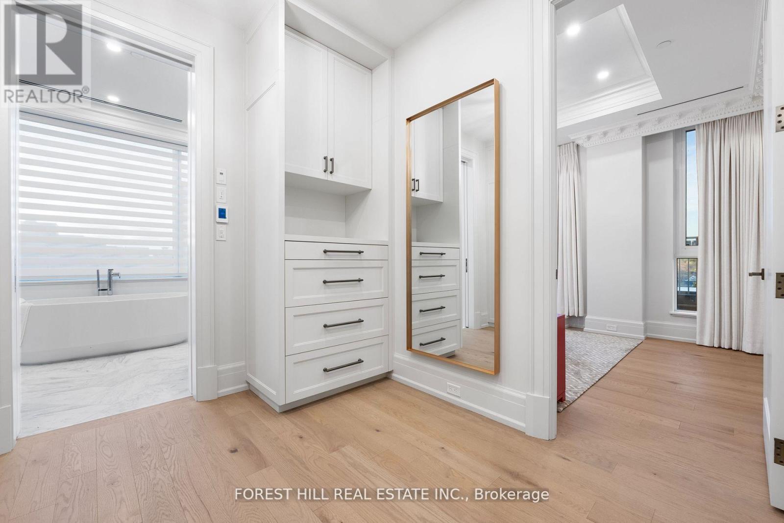 Photo 21 of 602 128 Hazelton Avenue, Toronto ON