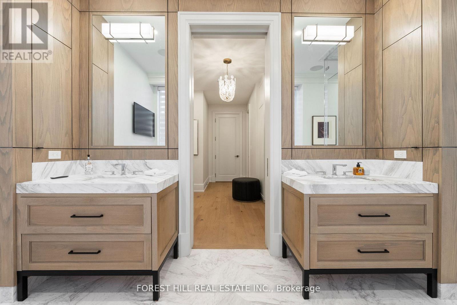 Photo 22 of 602 128 Hazelton Avenue, Toronto ON