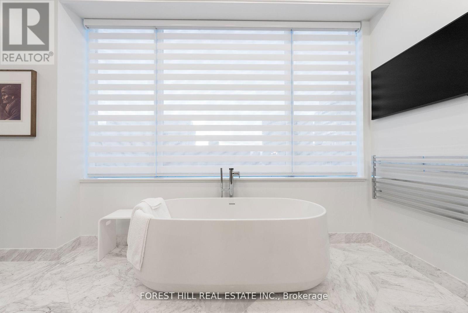 Photo 25 of 602 128 Hazelton Avenue, Toronto ON