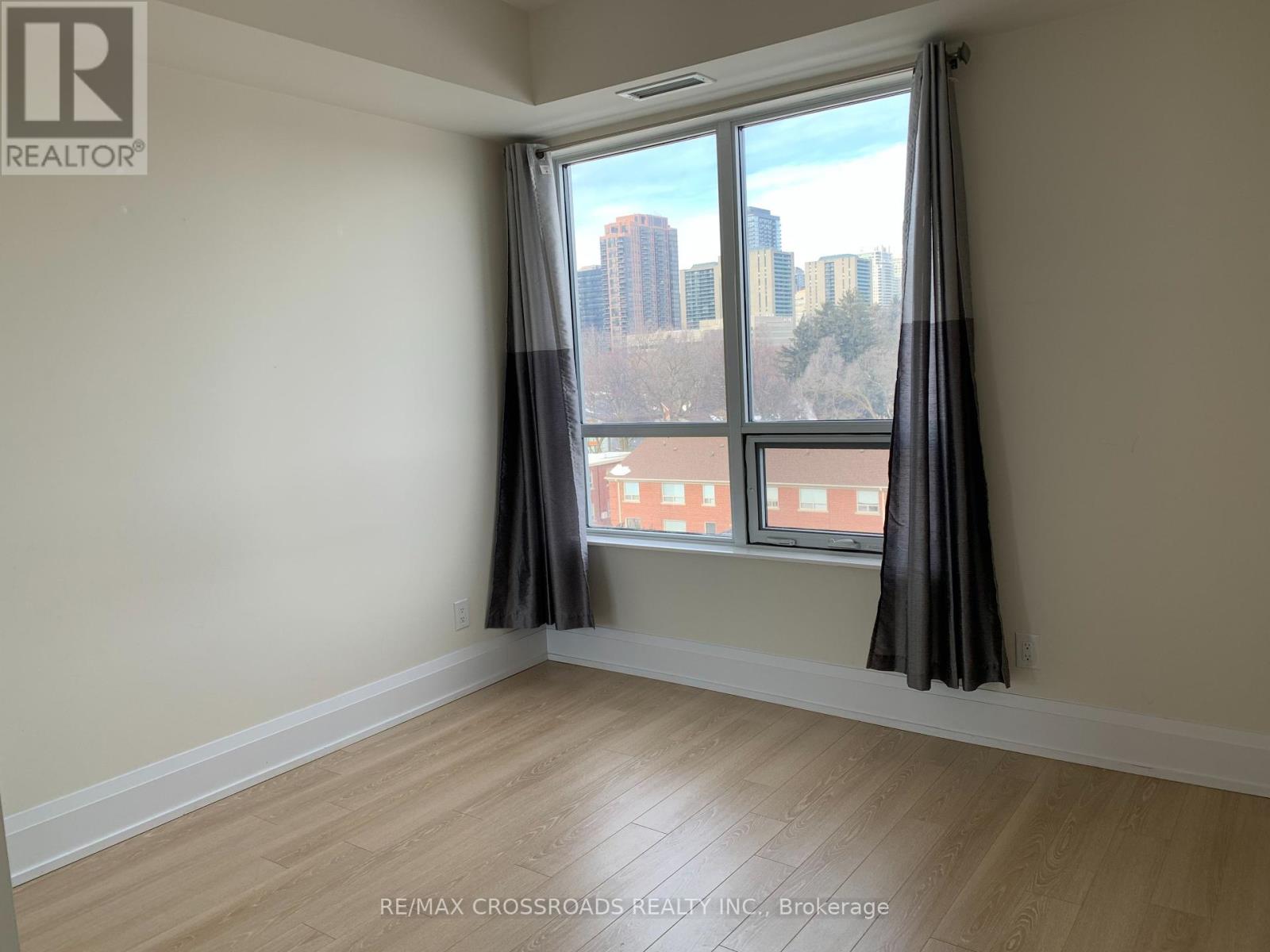 Photo 10 of 525 120 Harrison Garden Boulevard, Toronto ON
