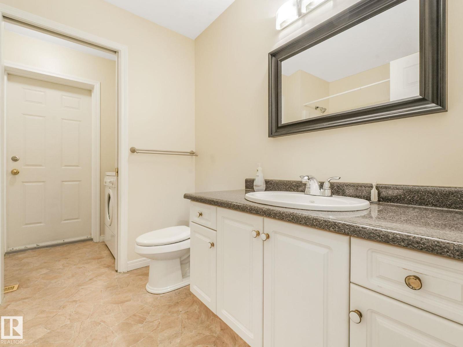 Single Family House for Sale in   ST NW Edmonton 