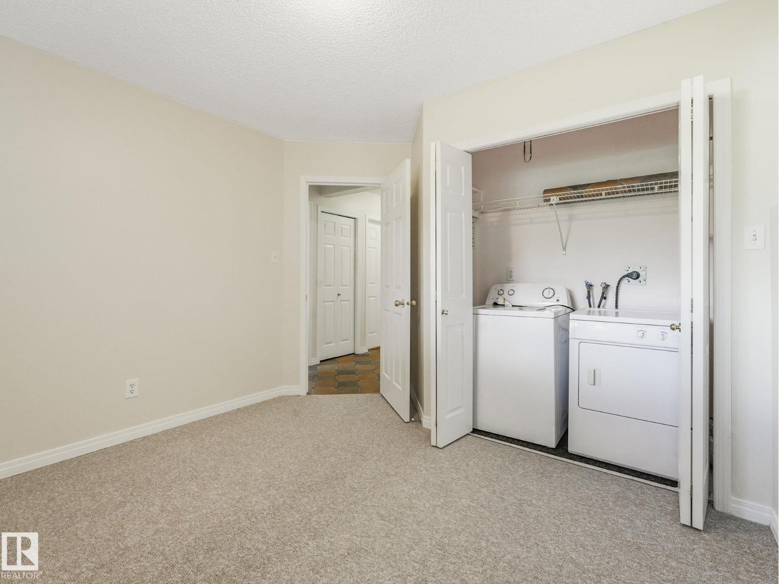 Single Family House for Sale in   ST NW Edmonton 