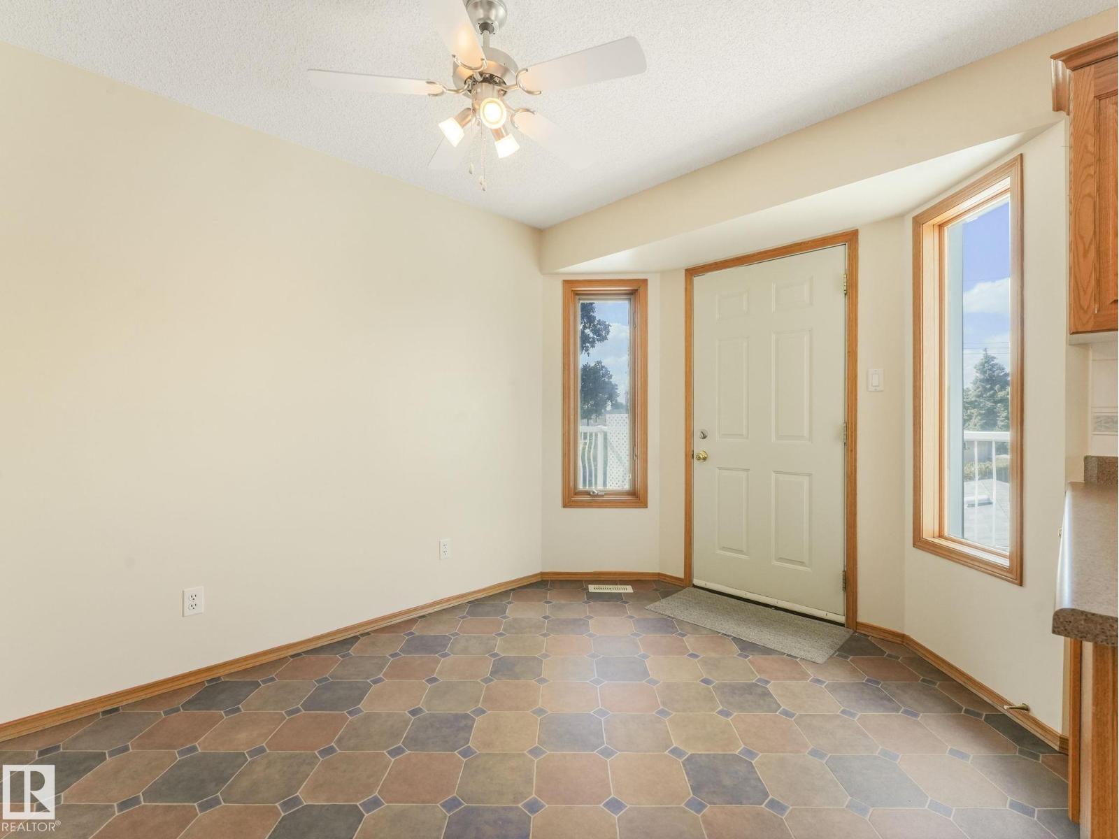 Single Family House for Sale in   ST NW Edmonton 