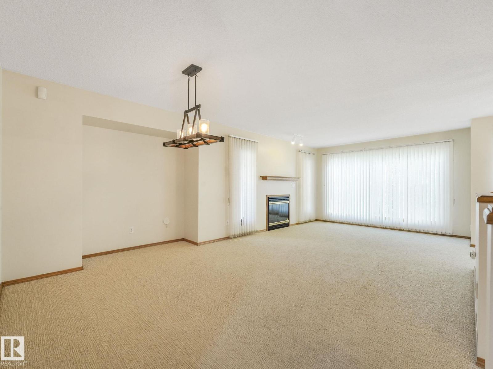 Single Family House for Sale in   ST NW Edmonton 