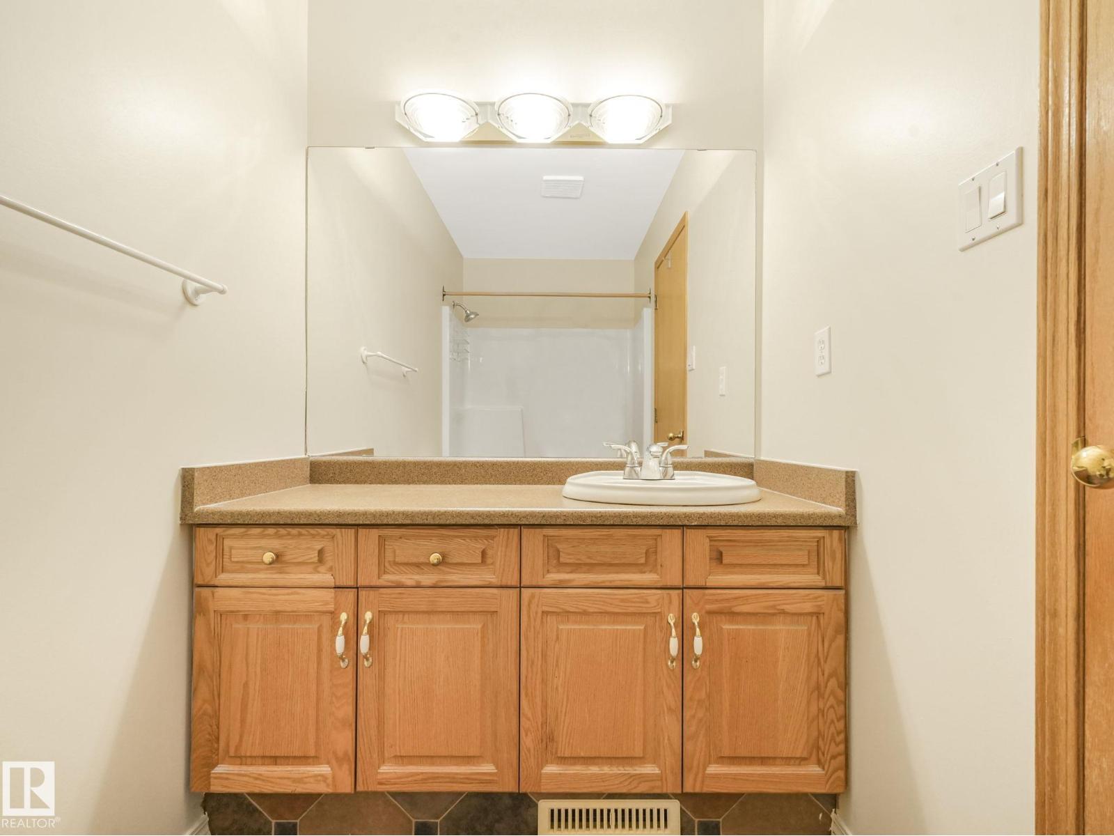 Single Family House for Sale in   ST NW Edmonton 