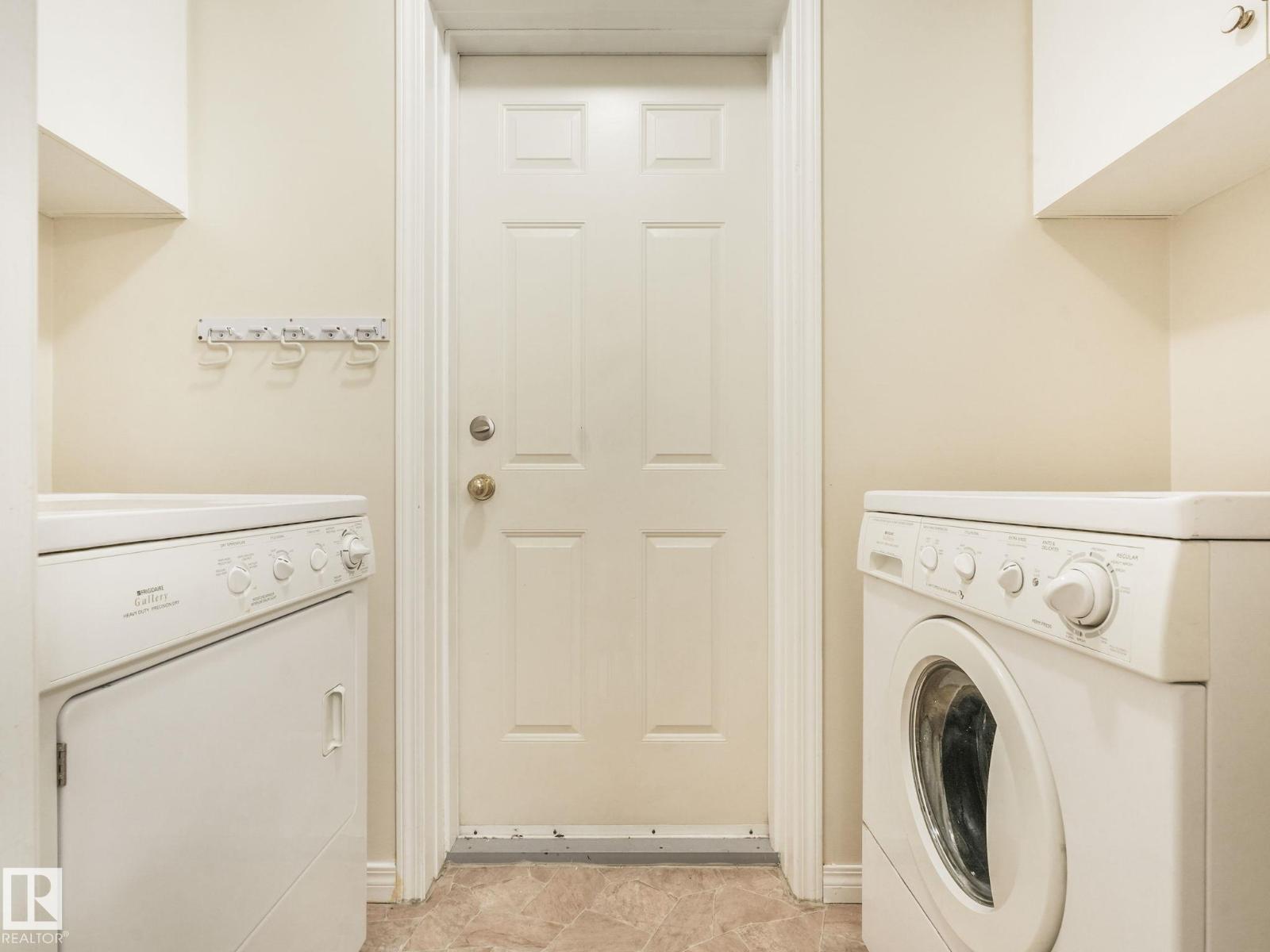 Single Family House for Sale in   ST NW Edmonton 