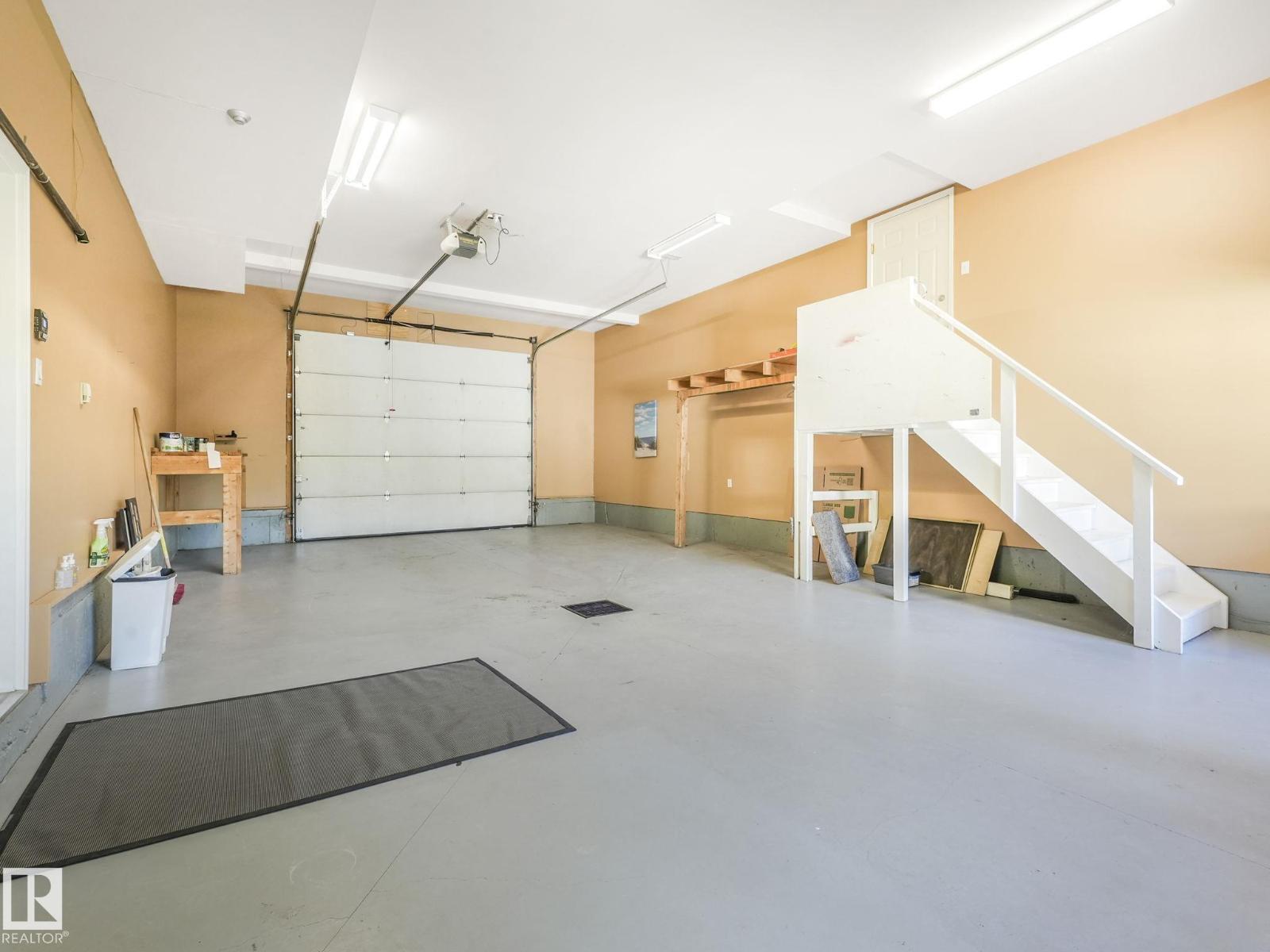 Single Family House for Sale in   ST NW Edmonton 
