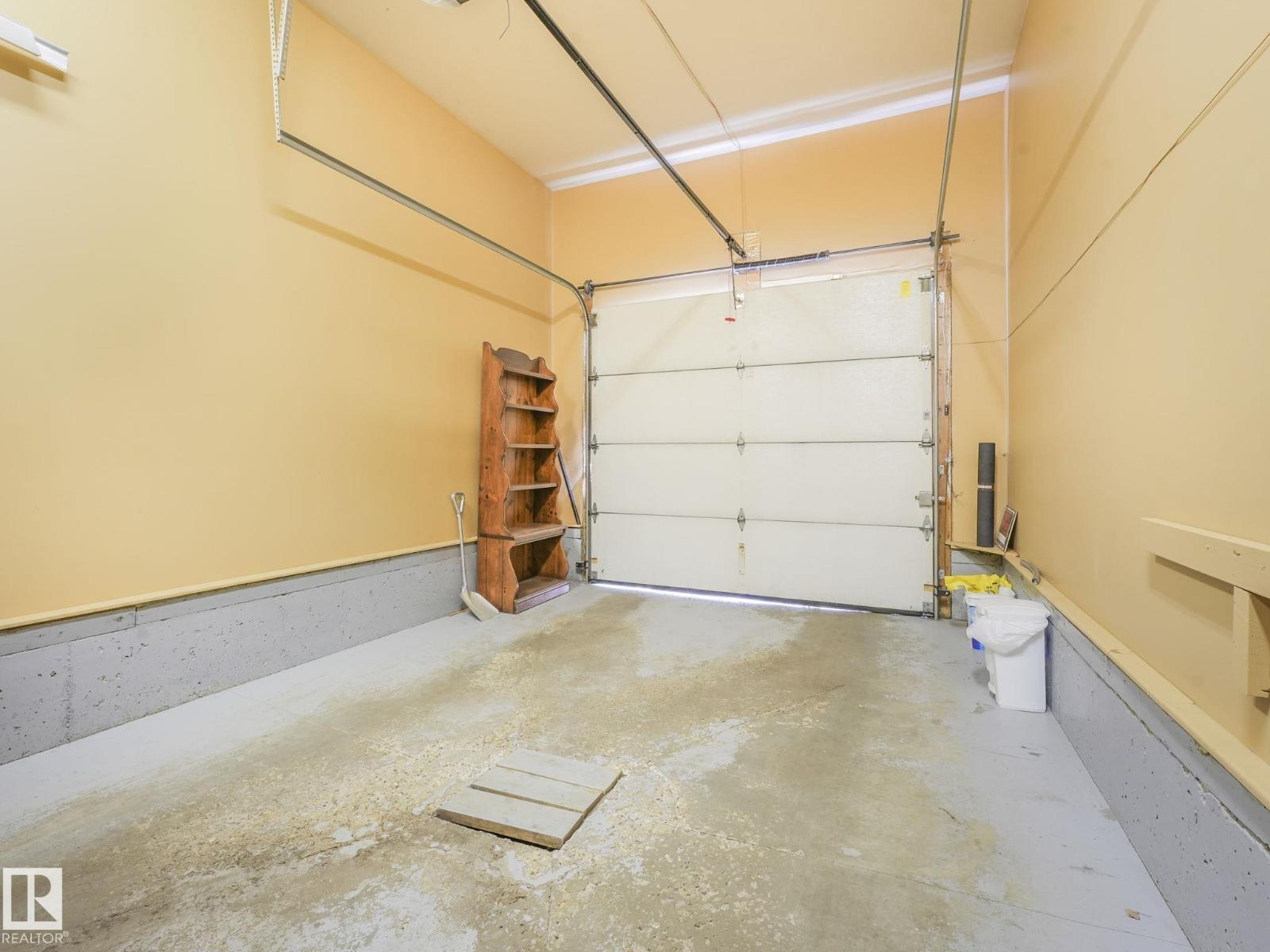 Single Family House for Sale in   ST NW Edmonton 