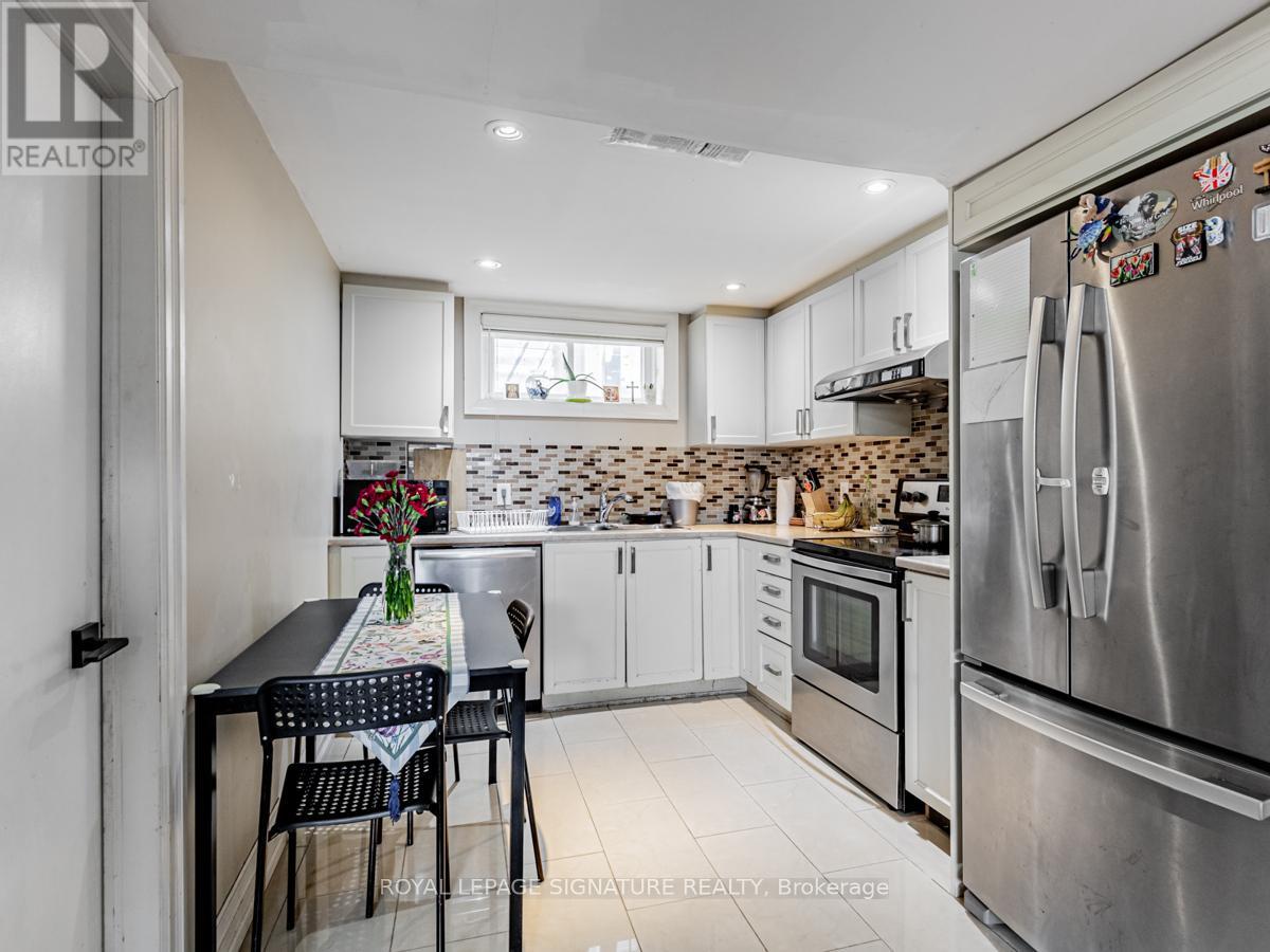Photo 9 of Lower 193 Fairglen Avenue, Toronto ON
