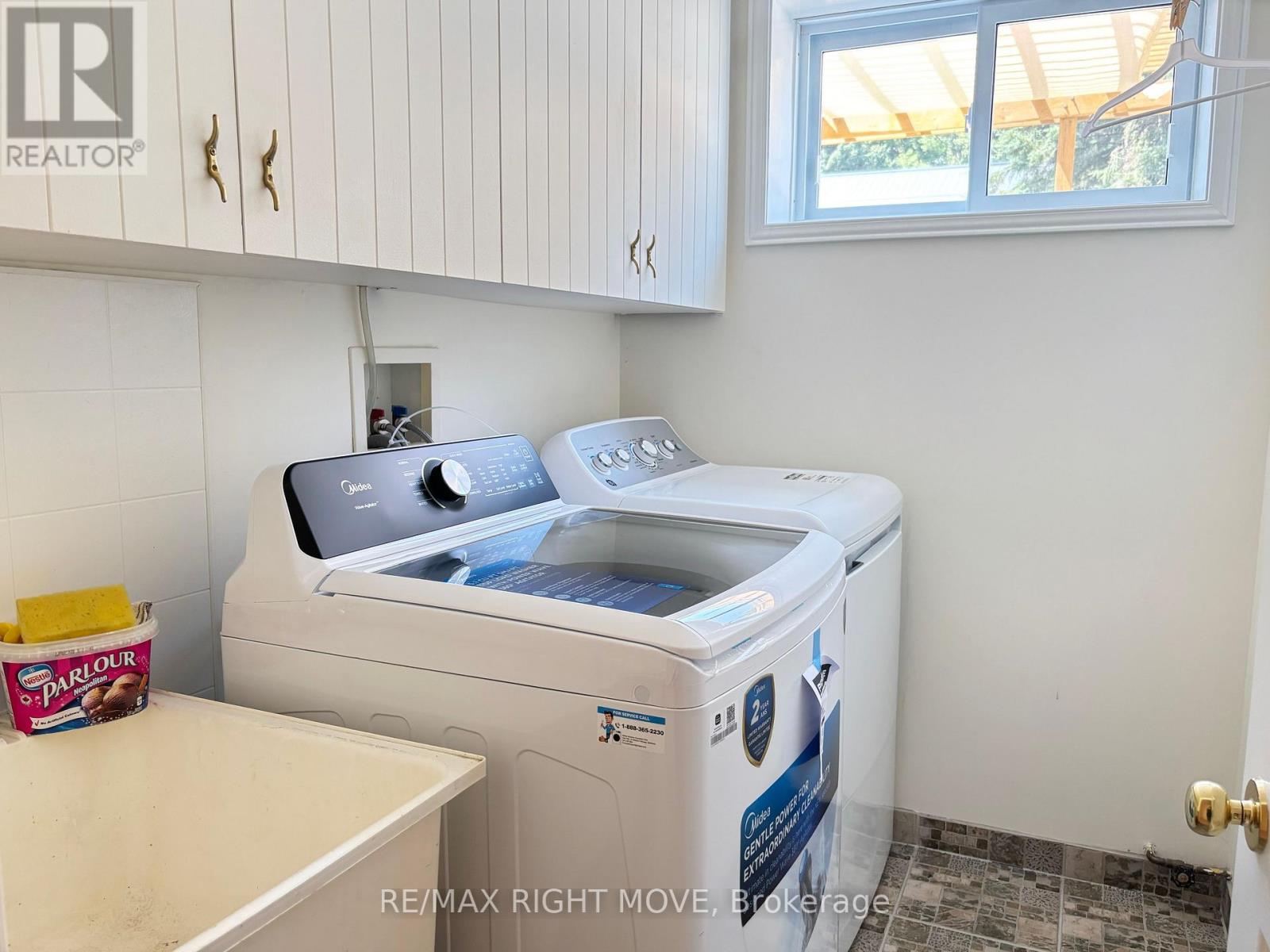 Photo 14 of 116 Mill Street E, Springwater ON