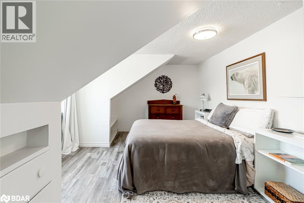 Photo 16 of 187 Mill Street, Essa ON