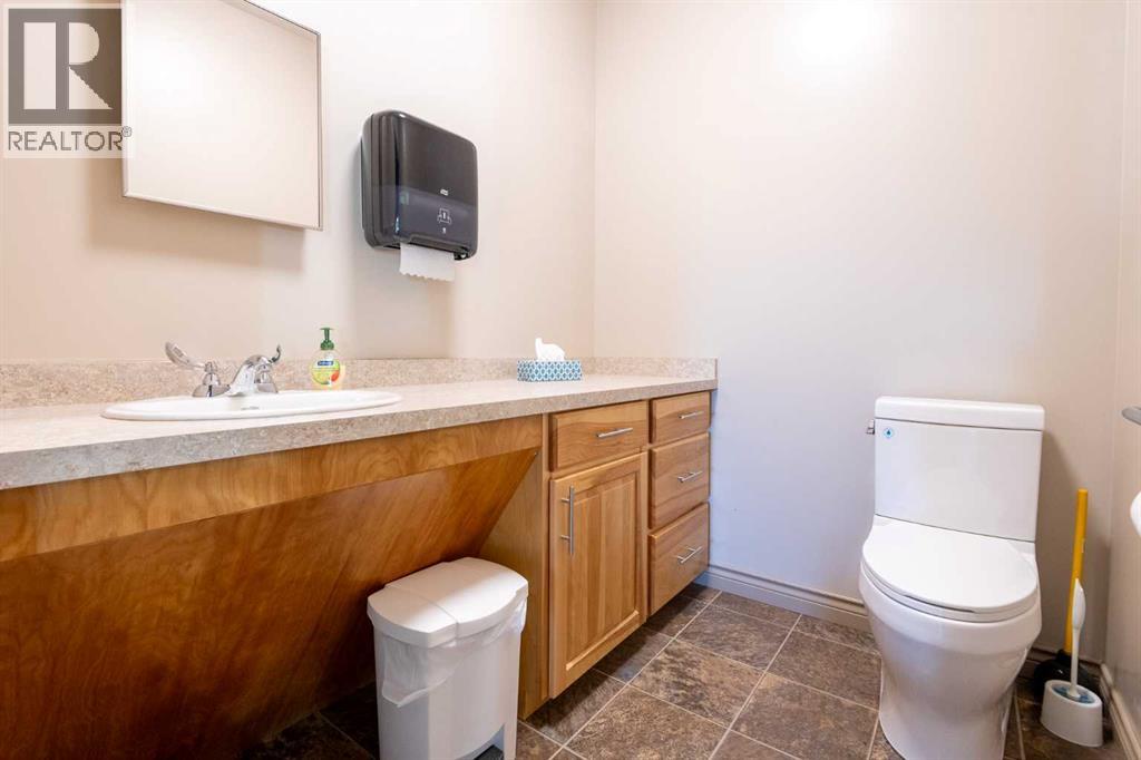 Photo 12 of 9109 94 Street, La Crete AB