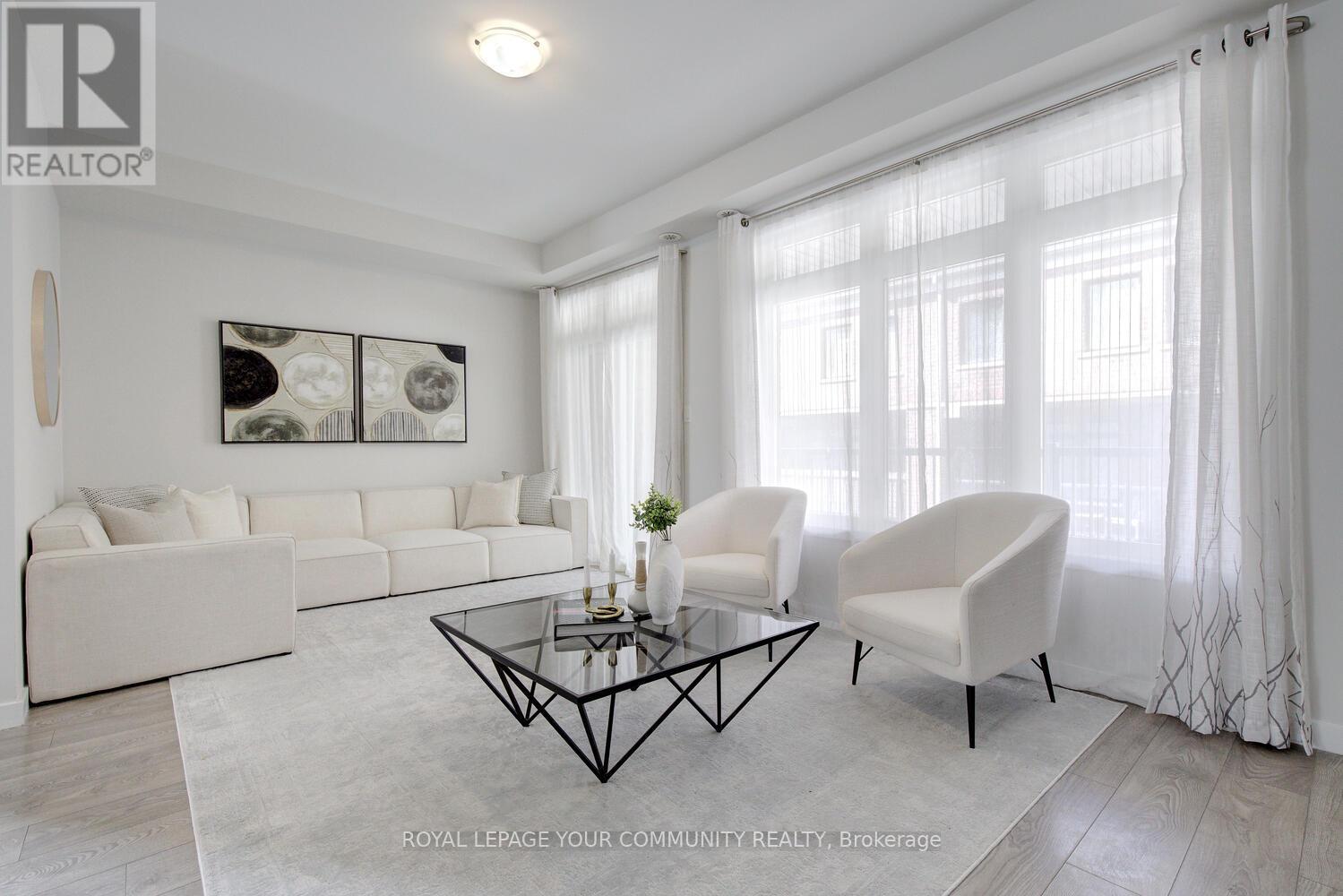 Photo 24 of 8 10270 Keele Street, Vaughan ON