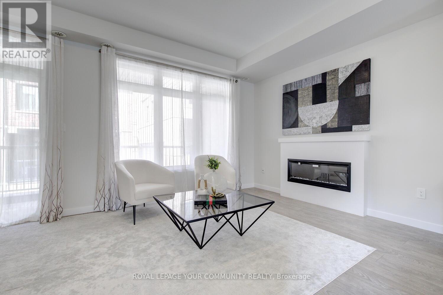 Photo 28 of 8 10270 Keele Street, Vaughan ON