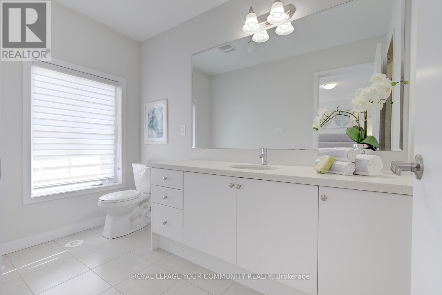Photo 34 of 8 10270 Keele Street, Vaughan ON
