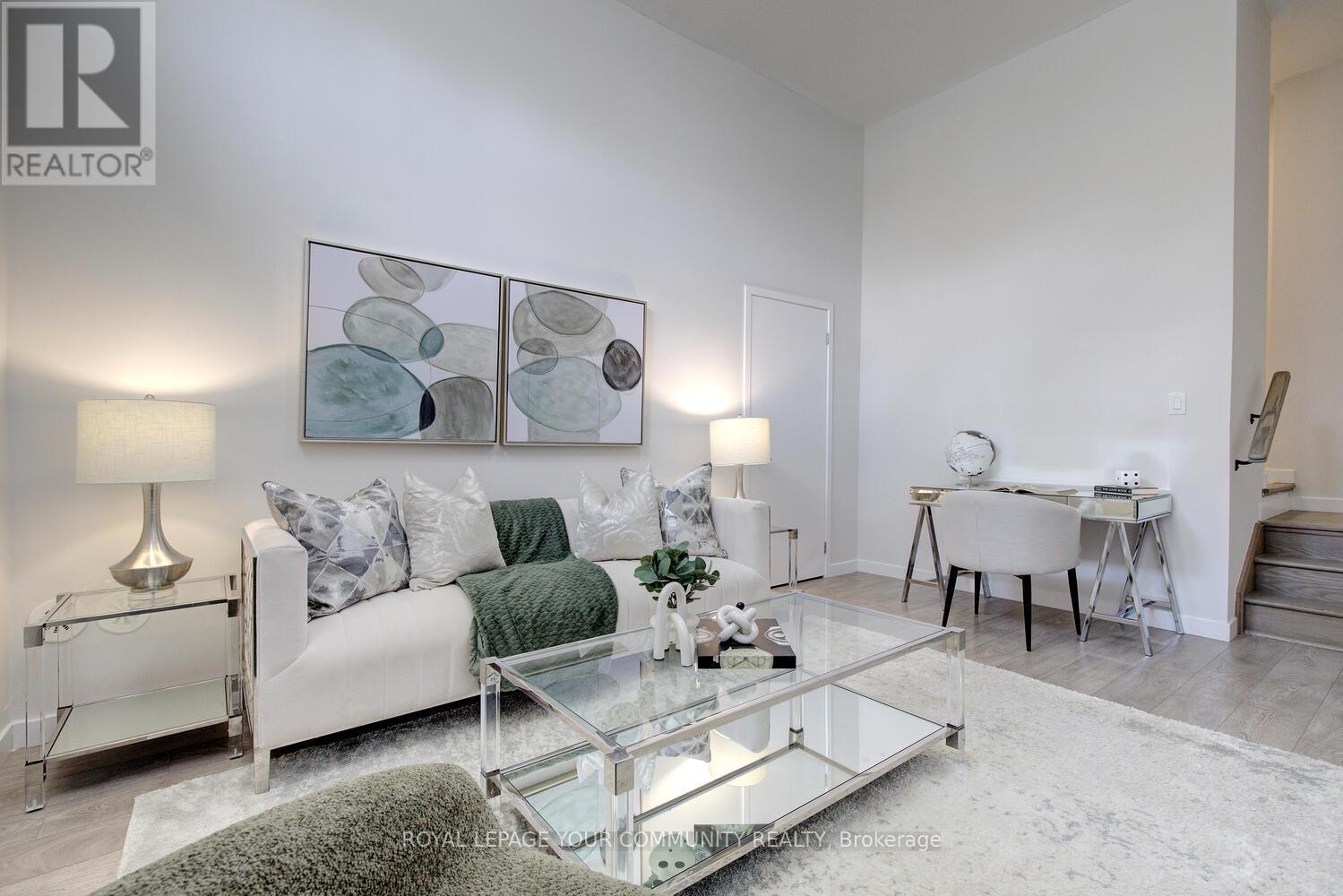 Photo 44 of 8 10270 Keele Street, Vaughan ON