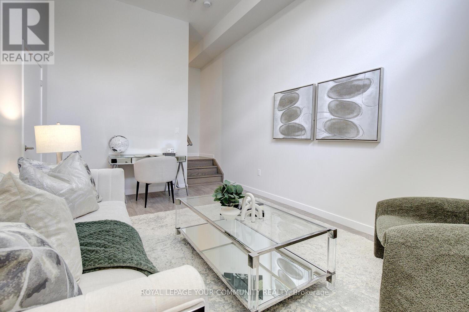 Photo 45 of 8 10270 Keele Street, Vaughan ON