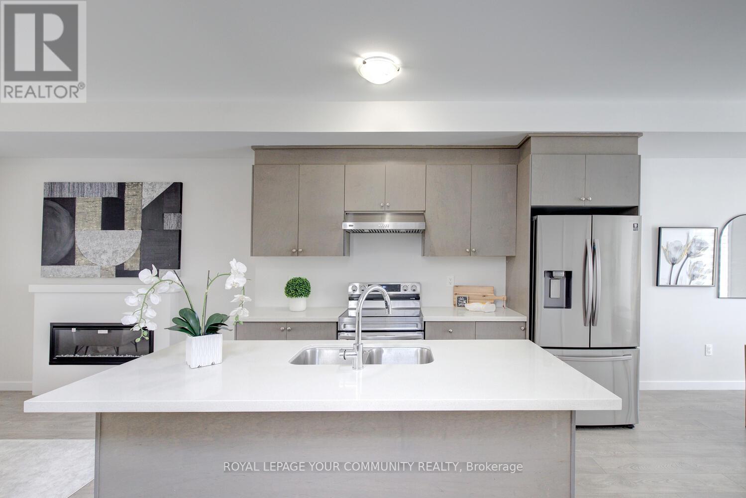 Photo 7 of 8 10270 Keele Street, Vaughan ON