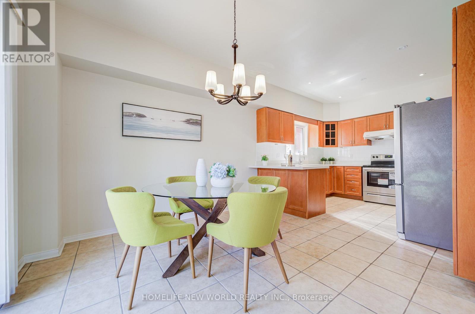 Photo 22 of 25 Abilene Court, Richmond Hill ON