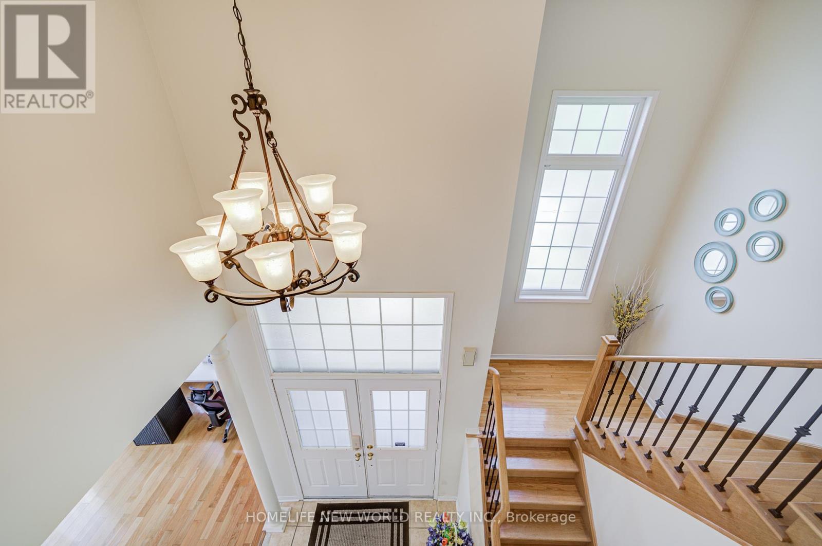 Photo 33 of 25 Abilene Court, Richmond Hill ON