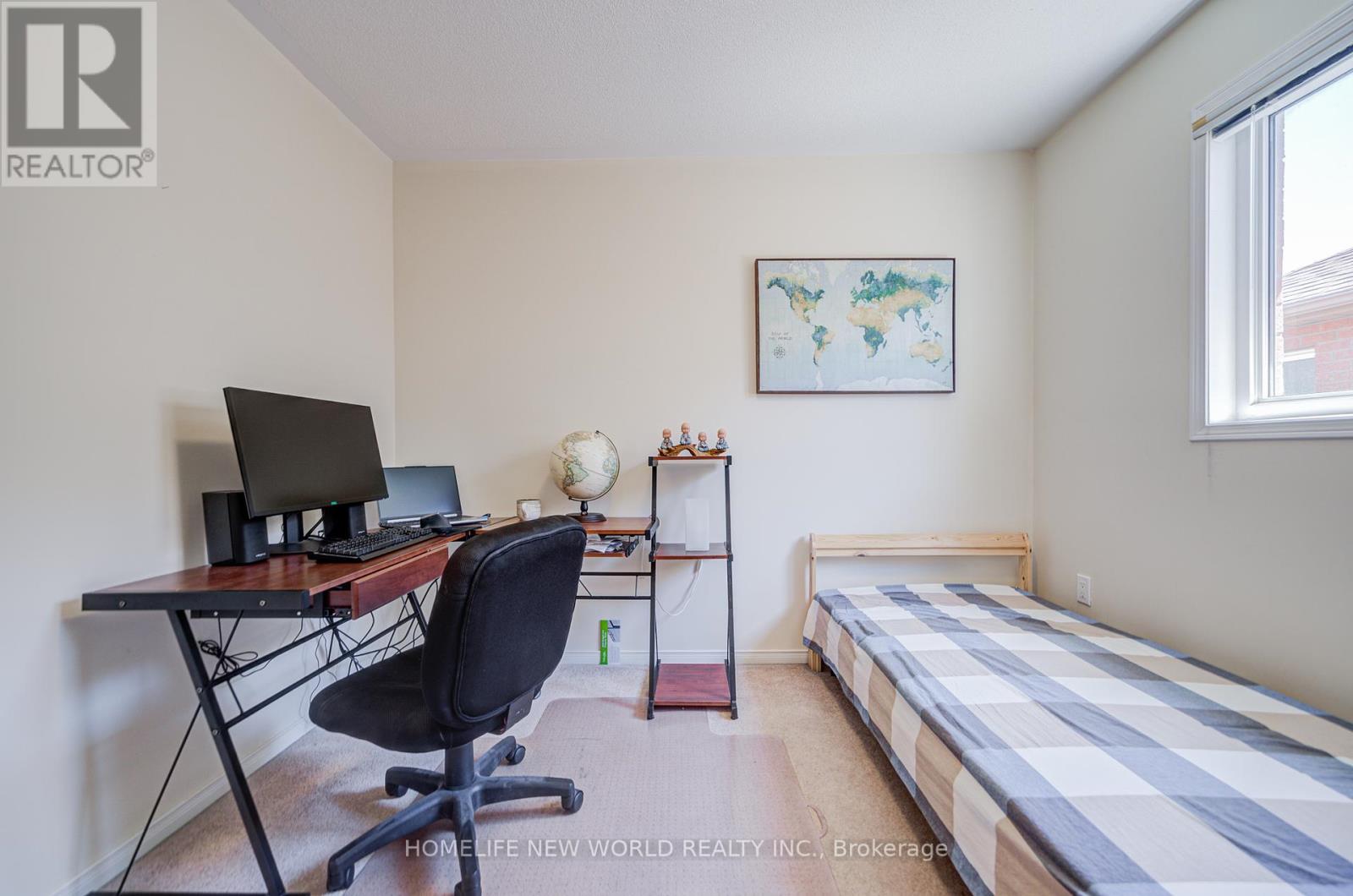 Photo 41 of 25 Abilene Court, Richmond Hill ON