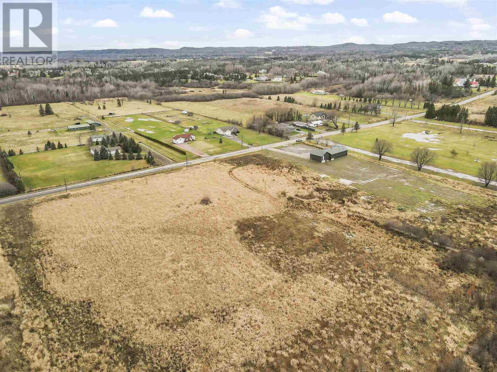 Photo 3 of 512 Allens Side Rd, Sault Ste Marie ON