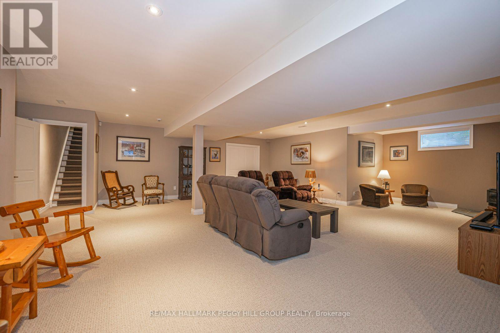 Photo 17 of 126 Mennill Drive, Springwater ON