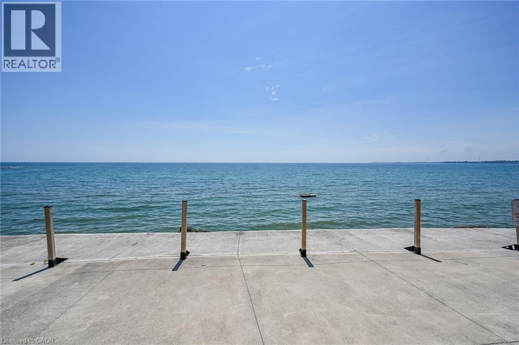Photo 2 of 61 Horseshoe Bay Road, Dunnville ON