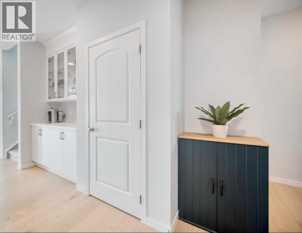 Single Family House for Sale in  Ambleside Crescent NW Moraine Calgary 
