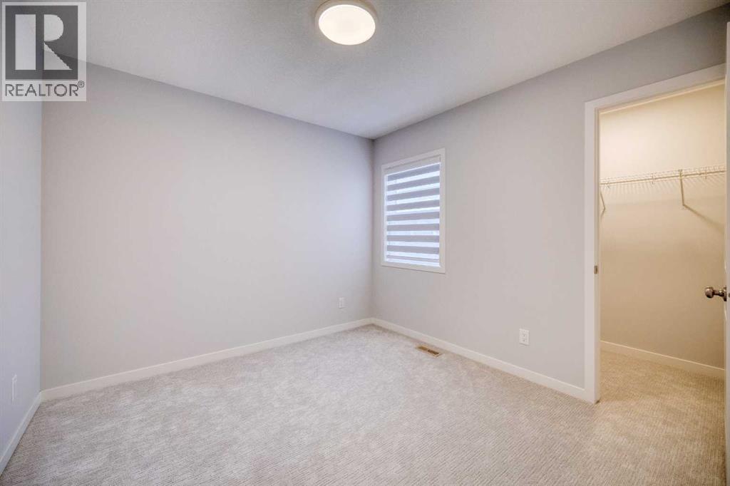 Single Family House for Sale in  Ambleside Crescent NW Moraine Calgary 