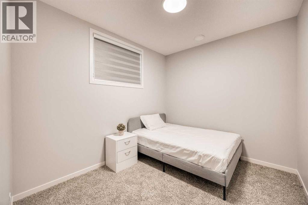 Single Family House for Sale in  Ambleside Crescent NW Moraine Calgary 