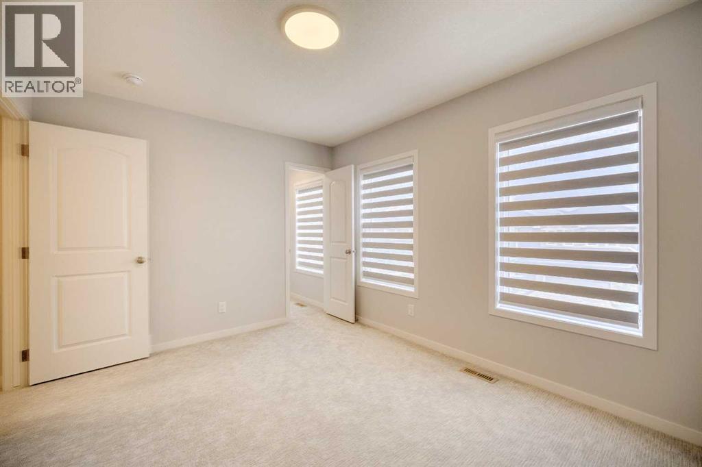 Single Family House for Sale in  Ambleside Crescent NW Moraine Calgary 