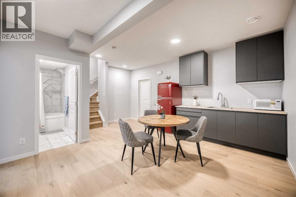 Single Family House for Sale in  Ambleside Crescent NW Moraine Calgary 