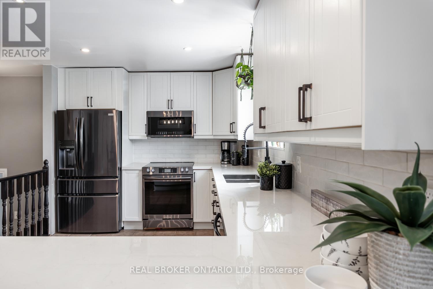 Photo 15 of 15471 County Road 2, Brighton ON