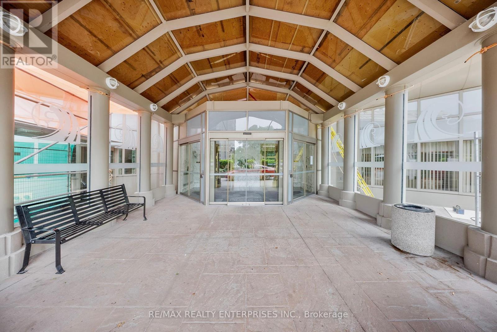 Photo 28 of 1208 1 Palace Pier Court, Toronto ON