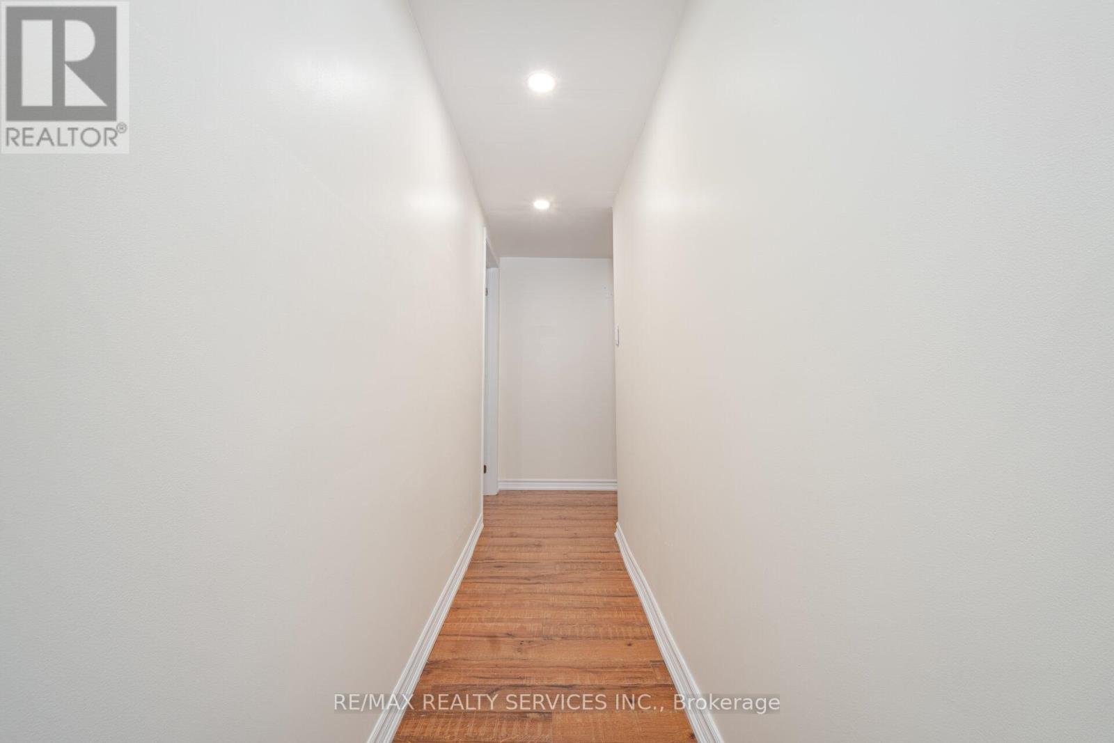 Photo 38 of 139 Rutherford Road N, Brampton ON