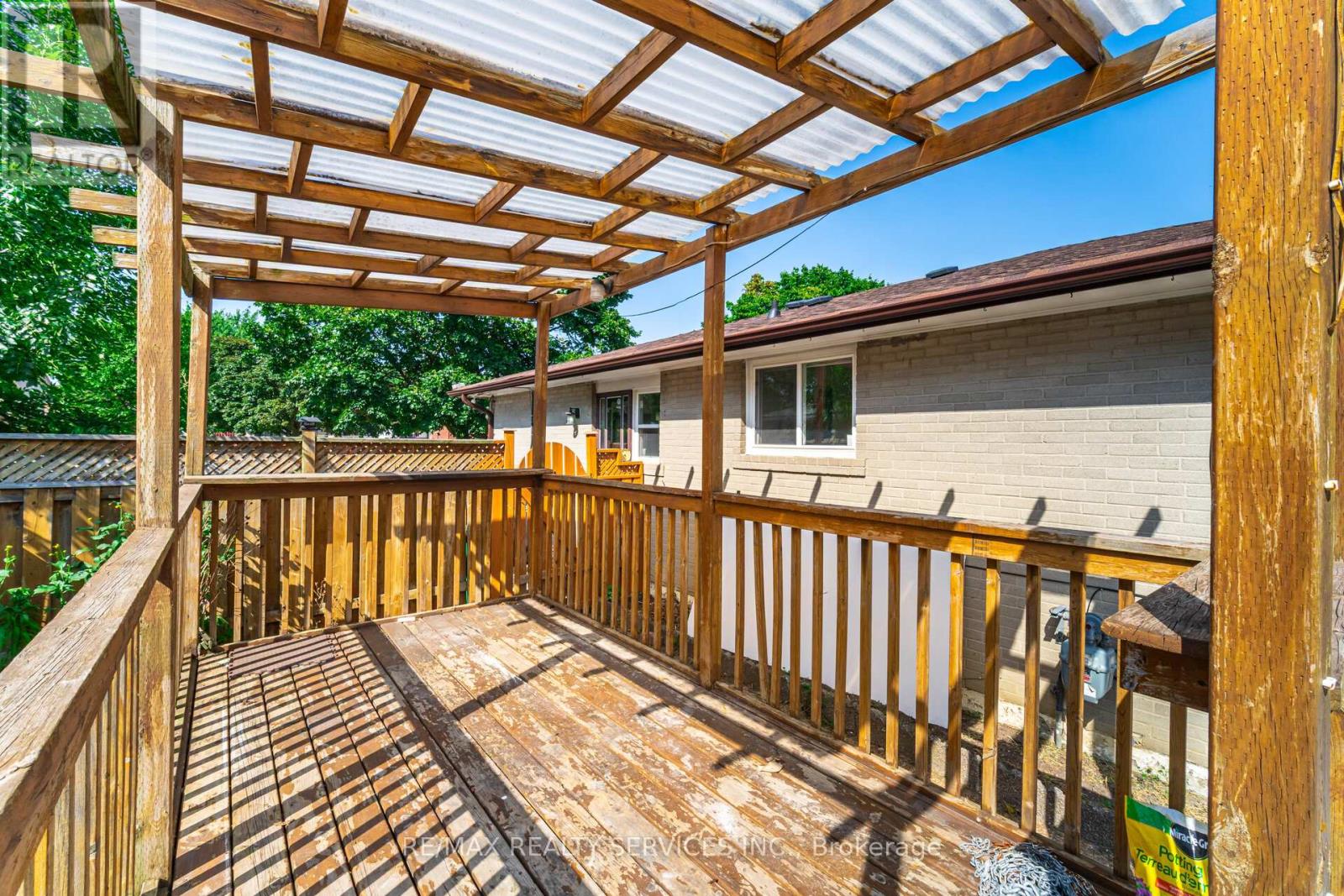 Photo 48 of 139 Rutherford Road N, Brampton ON
