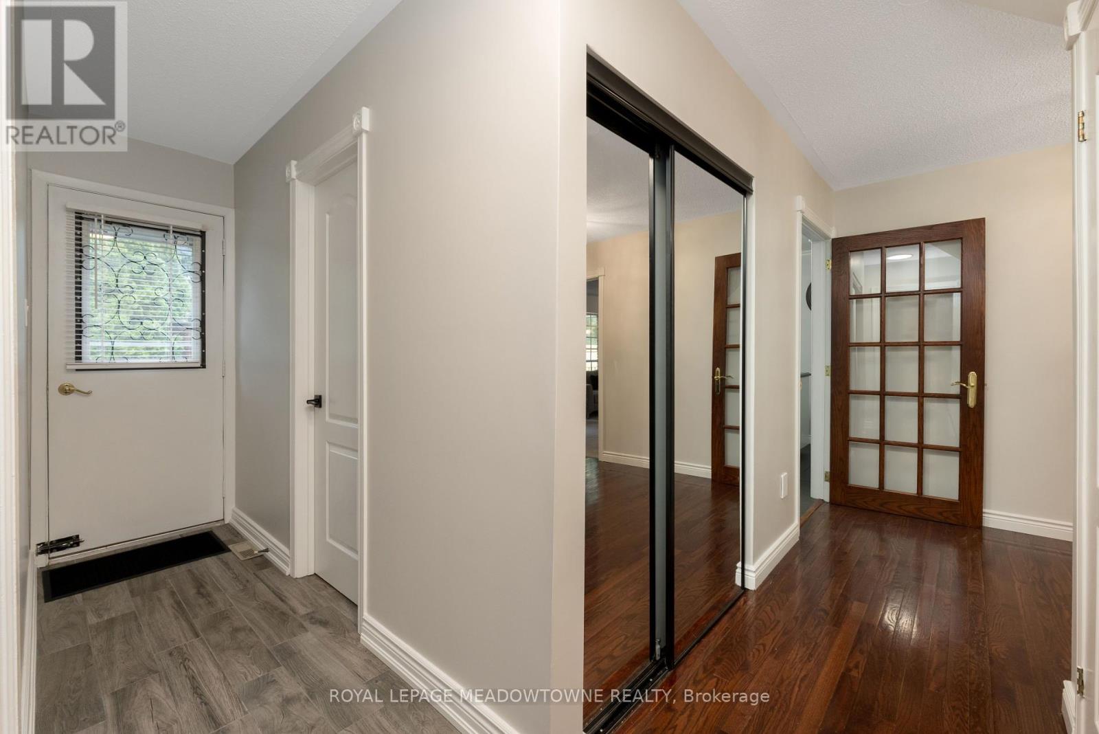 Photo 18 of 68 Mary Street, Halton Hills ON