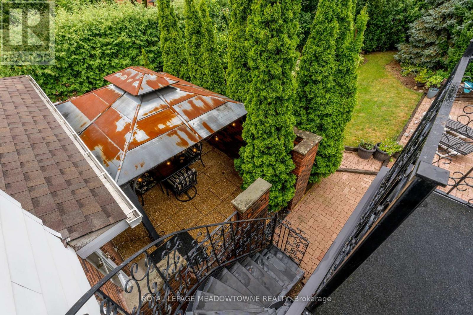 Photo 31 of 68 Mary Street, Halton Hills ON