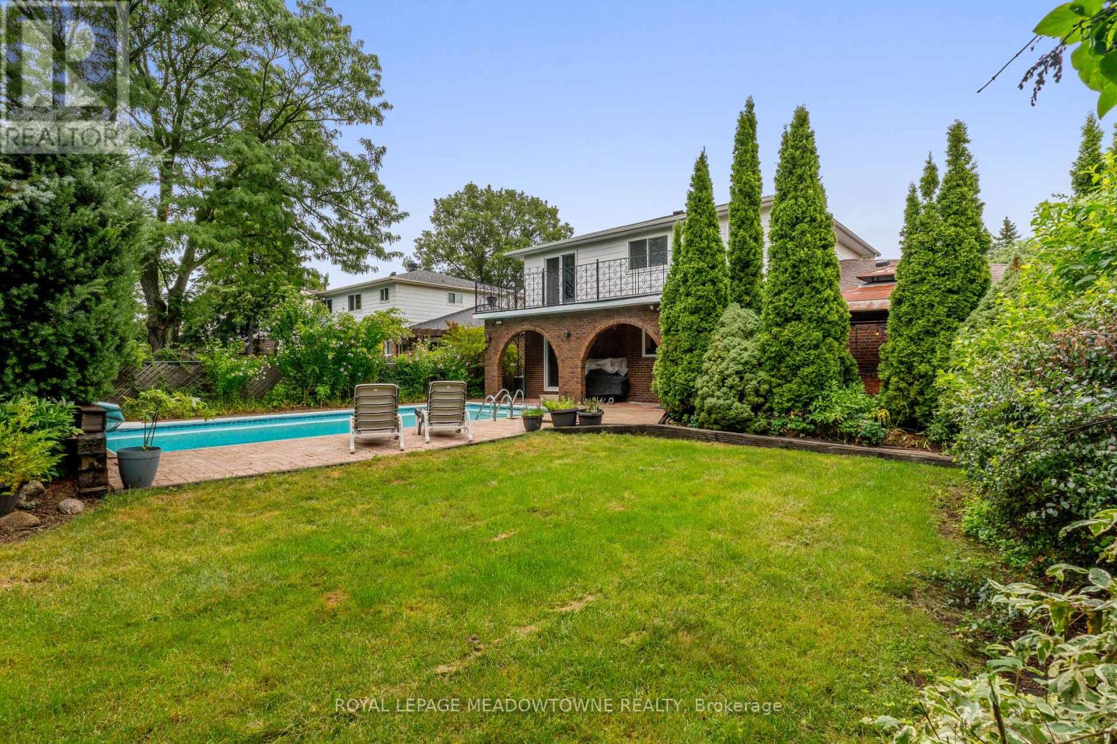 Photo 44 of 68 Mary Street, Halton Hills ON