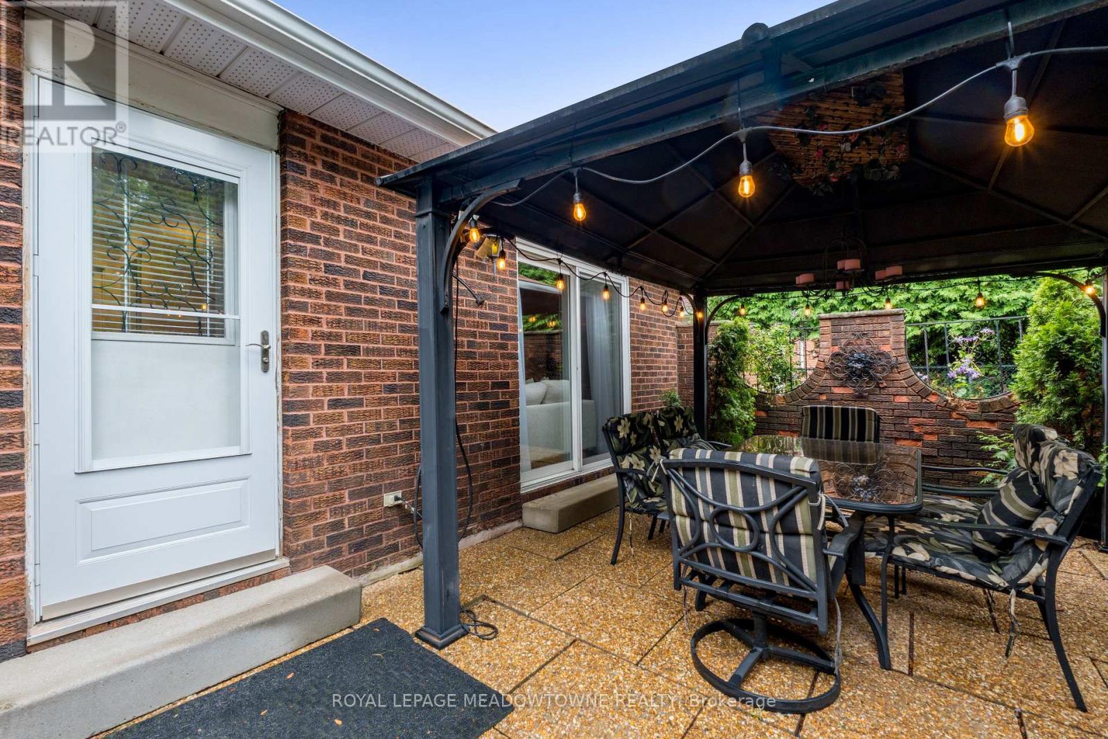 Photo 46 of 68 Mary Street, Halton Hills ON