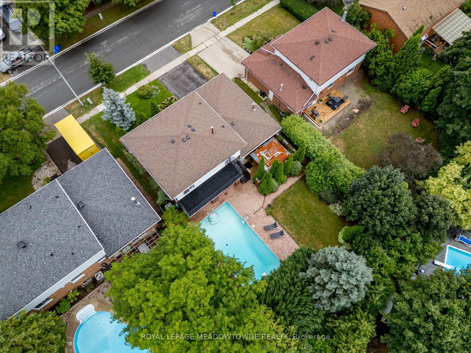Photo 48 of 68 Mary Street, Halton Hills ON