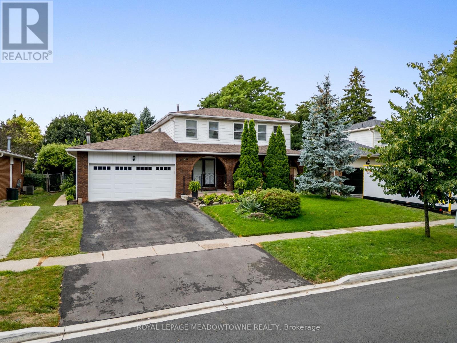 Photo 49 of 68 Mary Street, Halton Hills ON