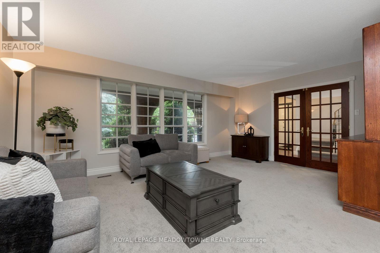 Photo 9 of 68 Mary Street, Halton Hills ON