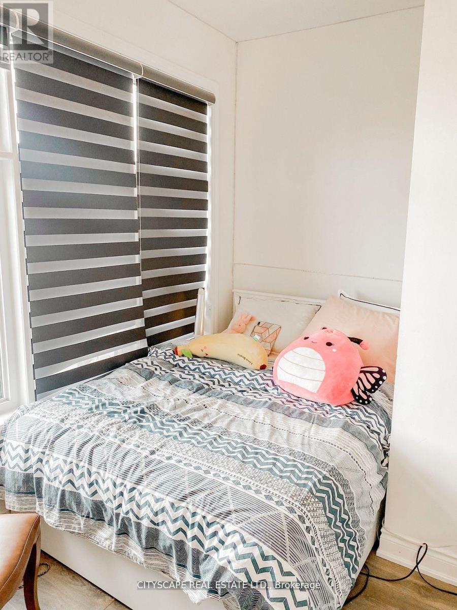 Photo 10 of 3038 Islington Avenue, Toronto ON