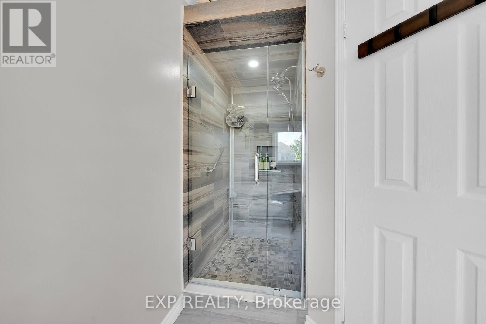 Photo 25 of 5129 Lampman Avenue, Burlington ON
