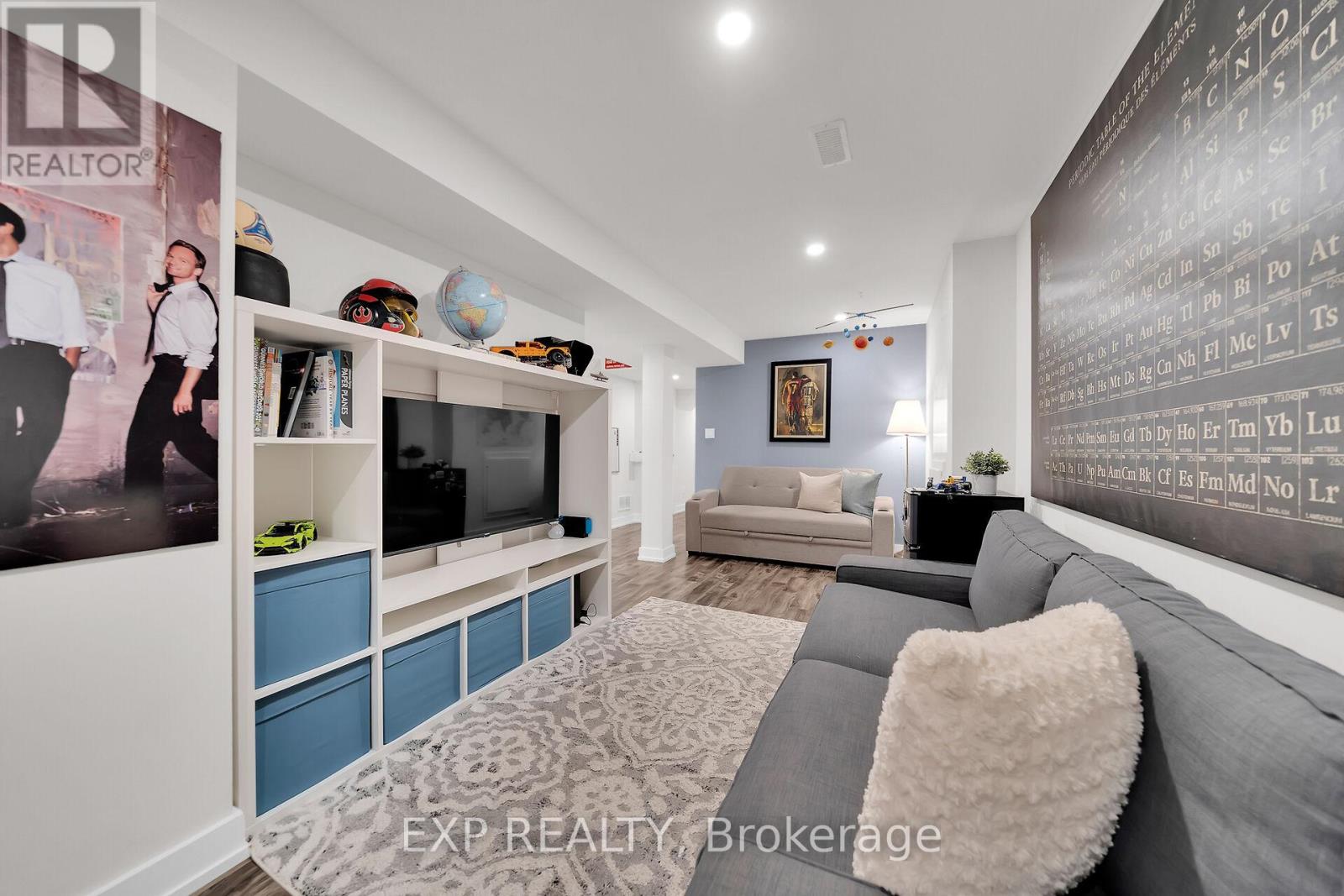 Photo 36 of 5129 Lampman Avenue, Burlington ON