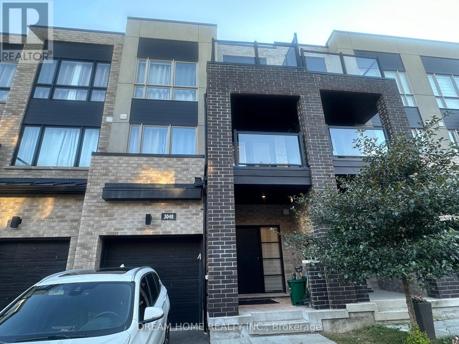 Photo 1 of 3048 Cascade Common, Oakville ON