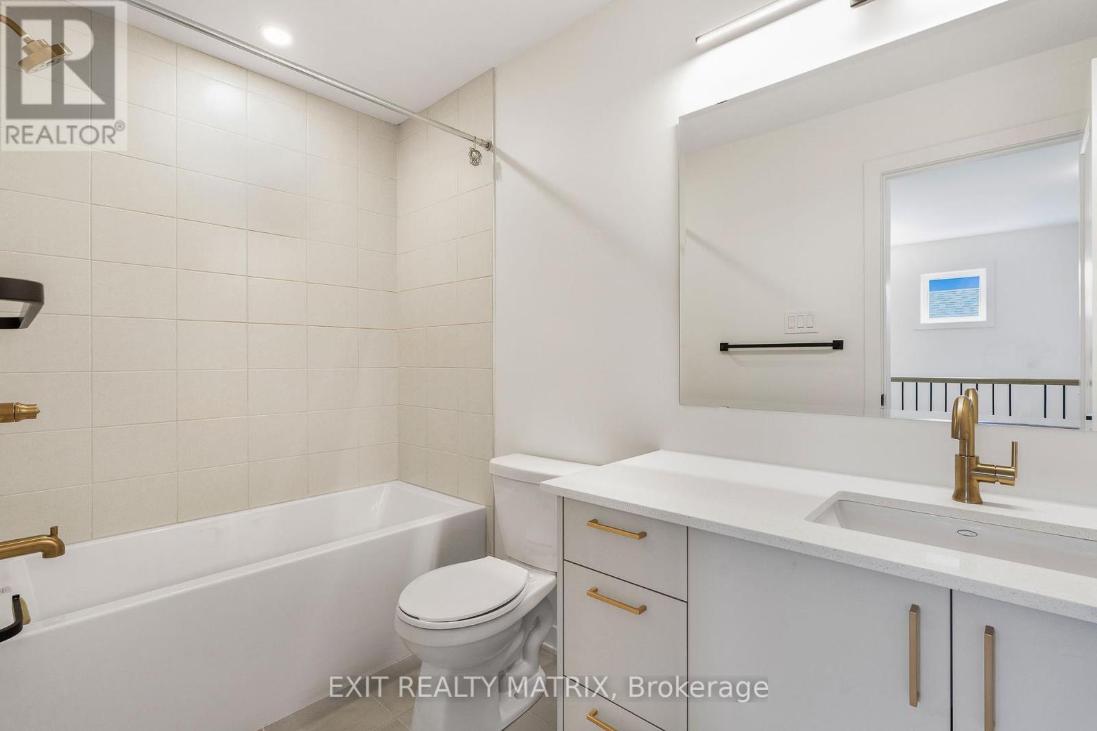 Photo 26 of 937 Cologne Street, Russell ON